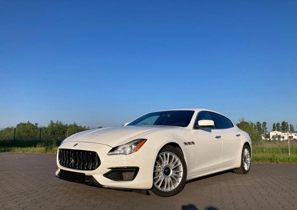 Maserati Quattroporte cena 155000 przebieg: 115000, rok produkcji 2015 z Działdowo małe 106